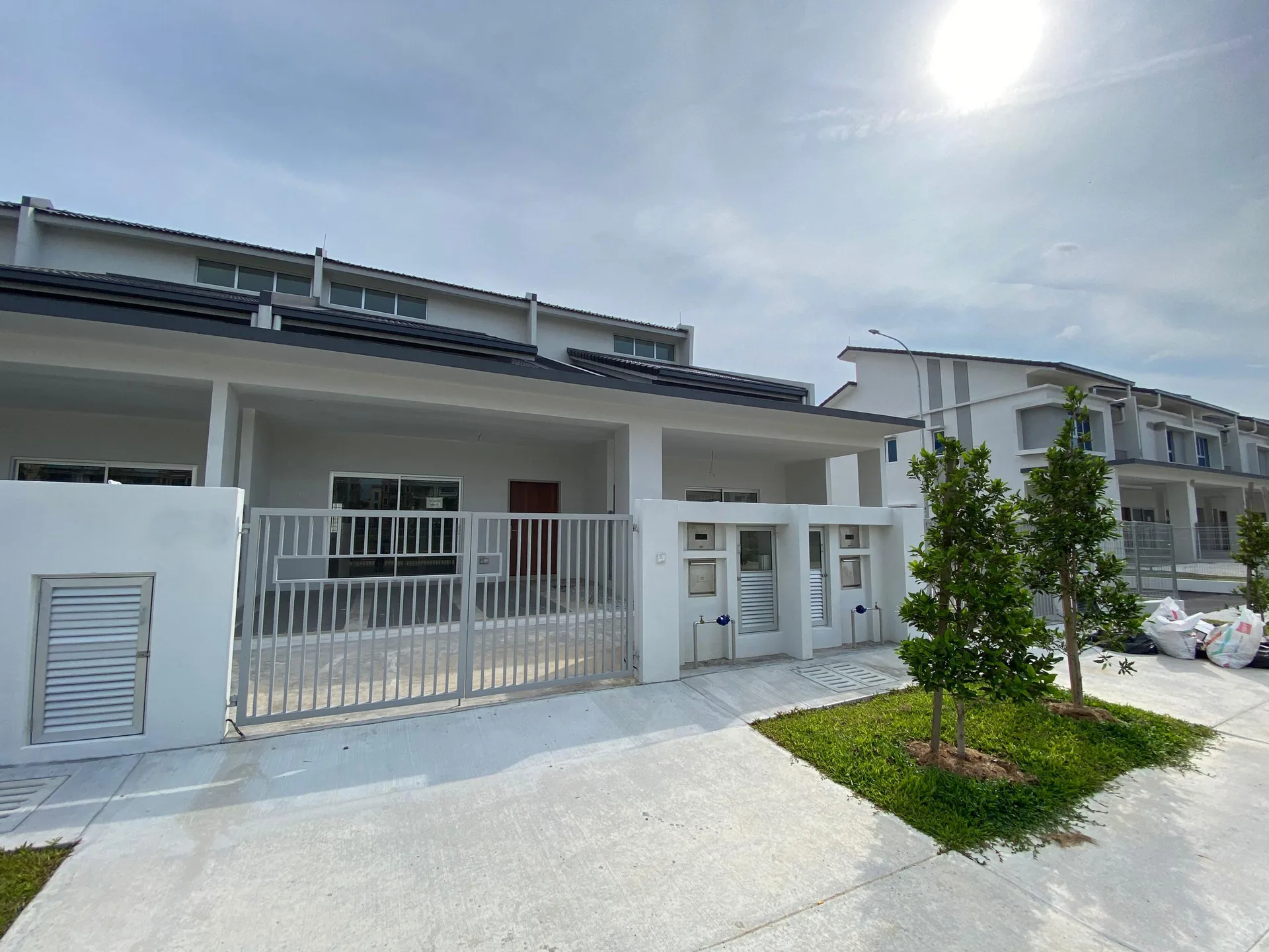 3R3B 1.5 storeys Terrace House @ Laelia 1, Bayuemas, Klang