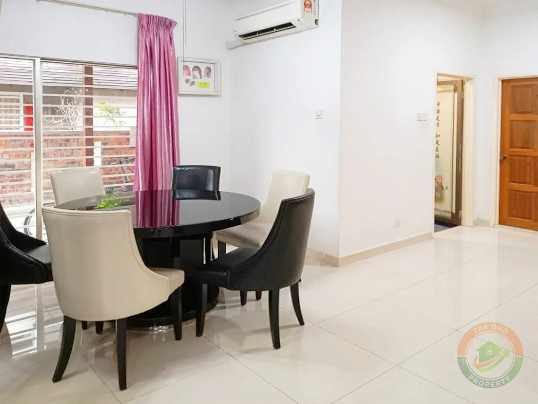 Mann WTS 4R3B 2 Storey Semi-D @ Aman Perdana Klang in Aman Perdana, Klang